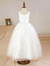 Attractive White Tulle Zipper Straps Sleeveless Floor Length Flower Girl Dresses for Less Ruching
