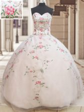  White Sweetheart Lace Up Beading and Embroidery Sweet 16 Dresses Sleeveless