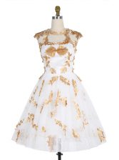  Lace Knee Length White Dress for Prom Scoop Sleeveless Zipper