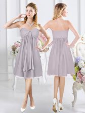 Top Selling Sleeveless Chiffon Knee Length Side Zipper Dama Dress for Quinceanera in Grey with Ruching