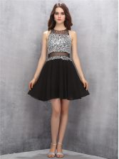Graceful Scoop Sleeveless Chiffon Knee Length Zipper Prom Party Dress in Black with Beading