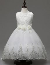  White A-line Organza Scoop Sleeveless Lace and Appliques and Bowknot With Train Zipper Flower Girl Dresses for Less Brush Train