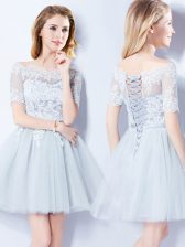  Off the Shoulder Short Sleeves Lace Lace Up Vestidos de Damas