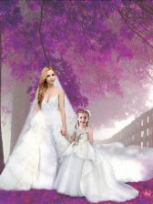  Appliques Prom Dress White Zipper Sleeveless Court Train
