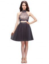 Sleeveless Beading Zipper Prom Gown