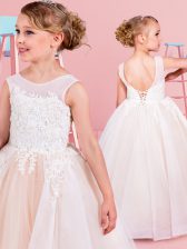 Beautiful White Scoop Backless Lace and Appliques Flower Girl Dresses for Less Sleeveless
