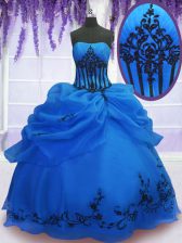 Nice Strapless Sleeveless Organza Quince Ball Gowns Embroidery Lace Up