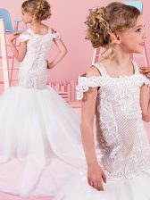  Off the Shoulder White Sleeveless Floor Length Lace Lace Up Flower Girl Dresses for Less
