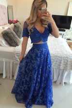  Royal Blue V-neck Zipper Lace and Appliques Prom Gown Sweep Train Short Sleeves