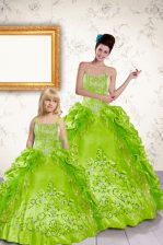 Modern Yellow Green Ball Gowns Taffeta Halter Top Sleeveless Beading and Embroidery and Pick Ups Floor Length Lace Up Ball Gown Prom Dress