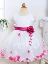  White Scoop Neckline Appliques and Hand Made Flower Kids Formal Wear Sleeveless Zipper