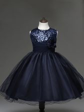  Sleeveless Knee Length Sequins and Hand Made Flower Zipper Kids Pageant Dress with Navy Blue