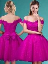 Hot Sale Fuchsia Cap Sleeves Lace and Belt Knee Length Court Dresses for Sweet 16