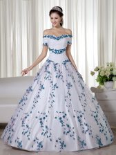 Ideal White Off The Shoulder Neckline Embroidery Vestidos de Quinceanera Short Sleeves Lace Up