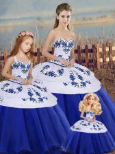 Eye-catching Royal Blue Ball Gowns Sweetheart Sleeveless Tulle Floor Length Lace Up Embroidery and Bowknot 15th Birthday Dress