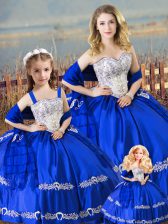 Cheap Sweetheart Sleeveless Satin Quinceanera Dresses Beading and Embroidery Lace Up