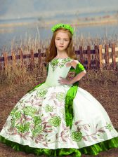 Beautiful White Sleeveless Embroidery Floor Length Girls Pageant Dresses