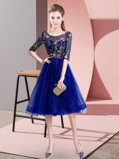  Scoop Half Sleeves Dama Dress for Quinceanera Knee Length Embroidery Blue Tulle