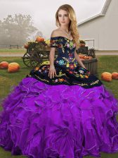 Sleeveless Embroidery and Ruffles Lace Up Vestidos de Quinceanera