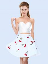 Noble White Sweetheart Neckline Pattern Dama Dress Sleeveless Lace Up