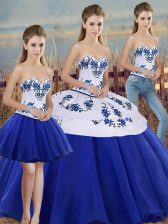 Eye-catching Royal Blue Lace Up Sweetheart Embroidery and Bowknot Quinceanera Gown Tulle Sleeveless