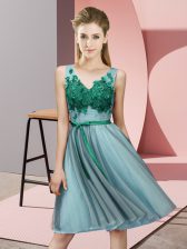  Knee Length Aqua Blue Quinceanera Court Dresses V-neck Sleeveless Lace Up