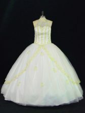 Delicate Yellow And White Halter Top Lace Up Appliques Vestidos de Quinceanera Sleeveless