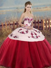  White And Red Quinceanera Gowns Military Ball and Sweet 16 and Quinceanera with Embroidery and Bowknot Sweetheart Sleeveless Lace Up