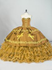  Sleeveless Embroidery and Ruffled Layers Lace Up Quinceanera Dresses with Brown Brush Train
