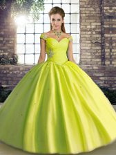  Off The Shoulder Sleeveless Vestidos de Quinceanera Floor Length Beading Yellow Green Tulle