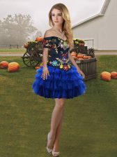  Sleeveless Mini Length Embroidery and Ruffled Layers Lace Up Prom Party Dress with Royal Blue