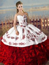  Floor Length Ball Gowns Sleeveless White And Red Quinceanera Gowns Lace Up