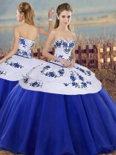 Low Price Sleeveless Embroidery Lace Up Sweet 16 Dresses