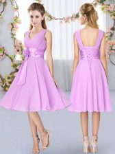  Knee Length Lace Up Vestidos de Damas Lilac for Wedding Party with Hand Made Flower