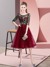  Burgundy Empire Tulle Scoop Half Sleeves Embroidery Knee Length Lace Up Quinceanera Court Dresses