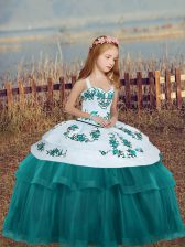 Sleeveless Embroidery Lace Up Girls Pageant Dresses