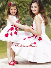 Classical Embroidered Prom Dress with Knee Length and Hot Sale Scoop Little Girl Dress in White DXZH011FOR