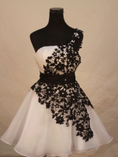 Exquisite A-line One-shoulder Neck Short White Appliques Short Prom Dresses Style FA-C-127
