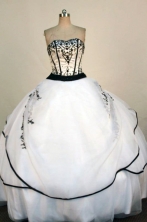 Elegant Ball Gown Sweetheart Neck Floor-Length White Appliques Quinceanera Dresses Style FA-S-333