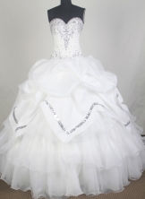 Elegant Ball Gown Sweetheart Neck Floor-length White Quinceanera Dress LZ426060