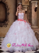 2013 Spring Brand New White Quinceanera Dress Strapless Embroidery And Sash  Ruffles Decorate Ball Gown  in   Bocay Nicaragua  Style QDZY172FOR