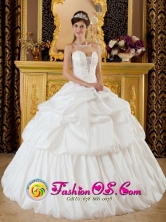 2013 Olinda Brazil Remarkable Strapless  White Quinceanera Dress Beaded Decorate For Formal Style QDZY206FOR