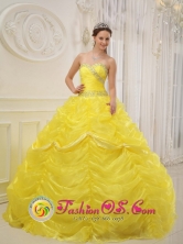 2013 San Francisco Zapotitlan Guatemala Sweetheart Ruched Bodice Beaded Decorate Waist Pick-ups Quinceanera Dress Style QDZY105FOR 