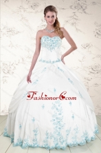 Modest Appliques 2015 Quinceanera Dresses in White XFNAO093FOR 