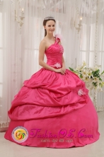 Pacasmayo Peru 2013 Modern Hot Pink Stylish Quinceanera Dress With One Shoulder Neckline Beading and Pick-ups Decorate Style QDZY475FOR