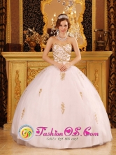 Durango Mexico Customized Wholesale Appliques White Quinceanera Dress For 2013 Sweetheart Tulle Ball Gown Style QDZY073FOR 