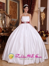 White New Beaded Ribbon Elegant Quinceanera Dress for Military Ball In San Rafael Costa Rica Style QDZY555FOR