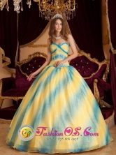 2013 Moquegua Peru wholesale Quinceanera Dress Ombre Color Sweetheart Beading Decorate Organza Ball Gown Style QDZY066FOR