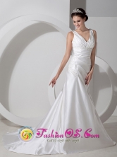 Abancay Peru Customer Made Elegent Column V neck Ruched Bodice Court Train Satin Ruch and Appliques wholesale Wedding Dress Style AFE080803FOR