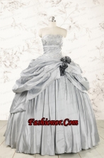 2015 Cheap Quinceanera Dresses with Strapless FNAO195FOR
